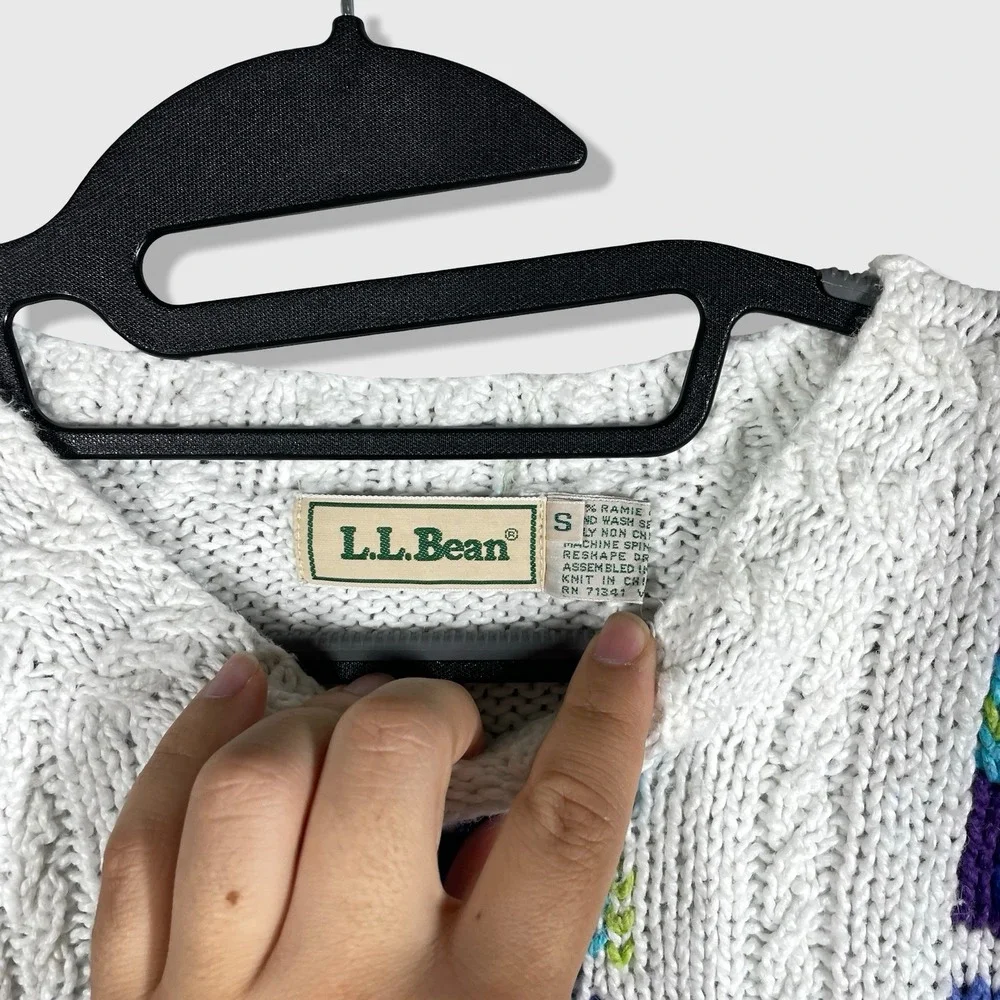 LL Bean Fair Isle Sweater Women Small White Blue Grandmacore Cottagecore Vintage